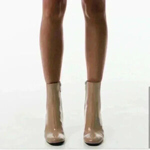 Elegant Beige Ankle Boots